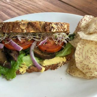 Sandwich portobello hummus